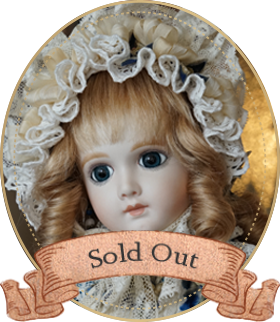 A・TAT26ブルーのペーパーウェイトグラスアイでコンポジションボディのA・T